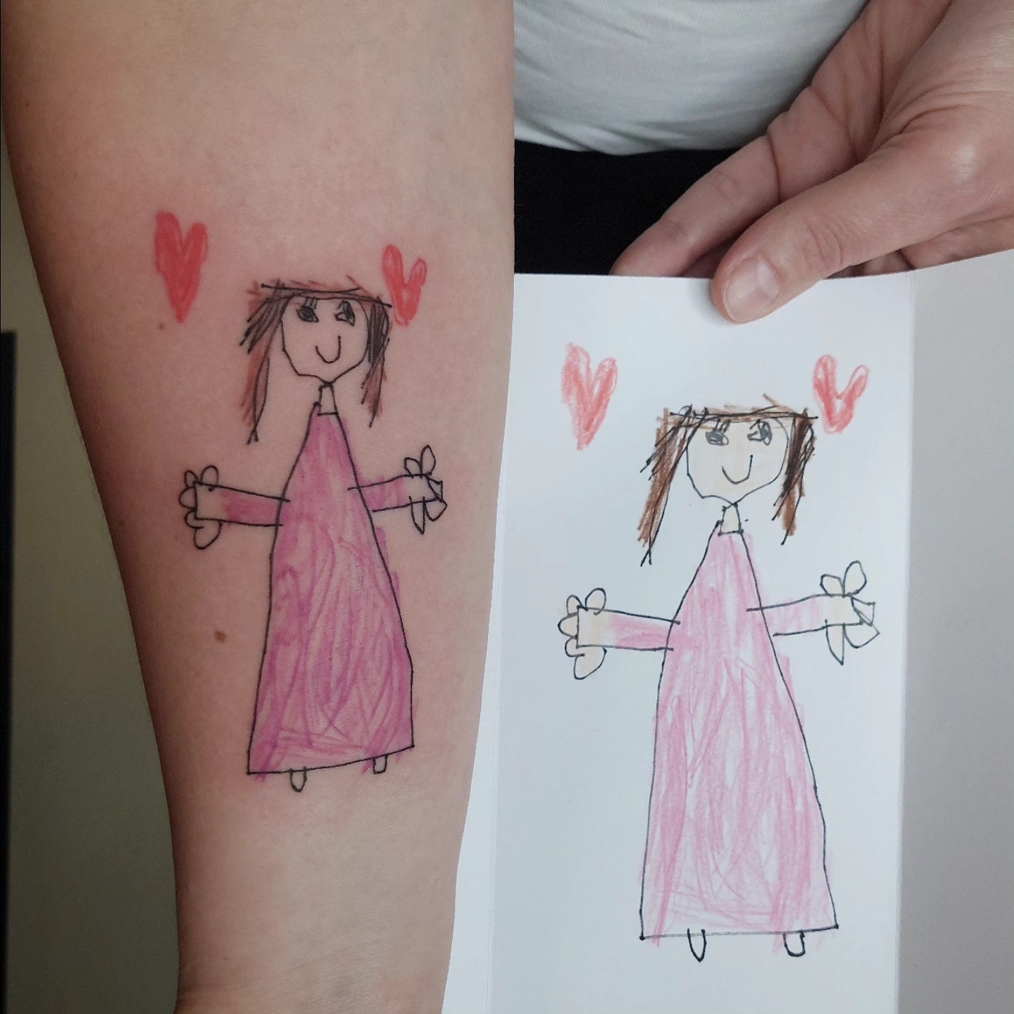 Dětská kresba princezny na předloktí